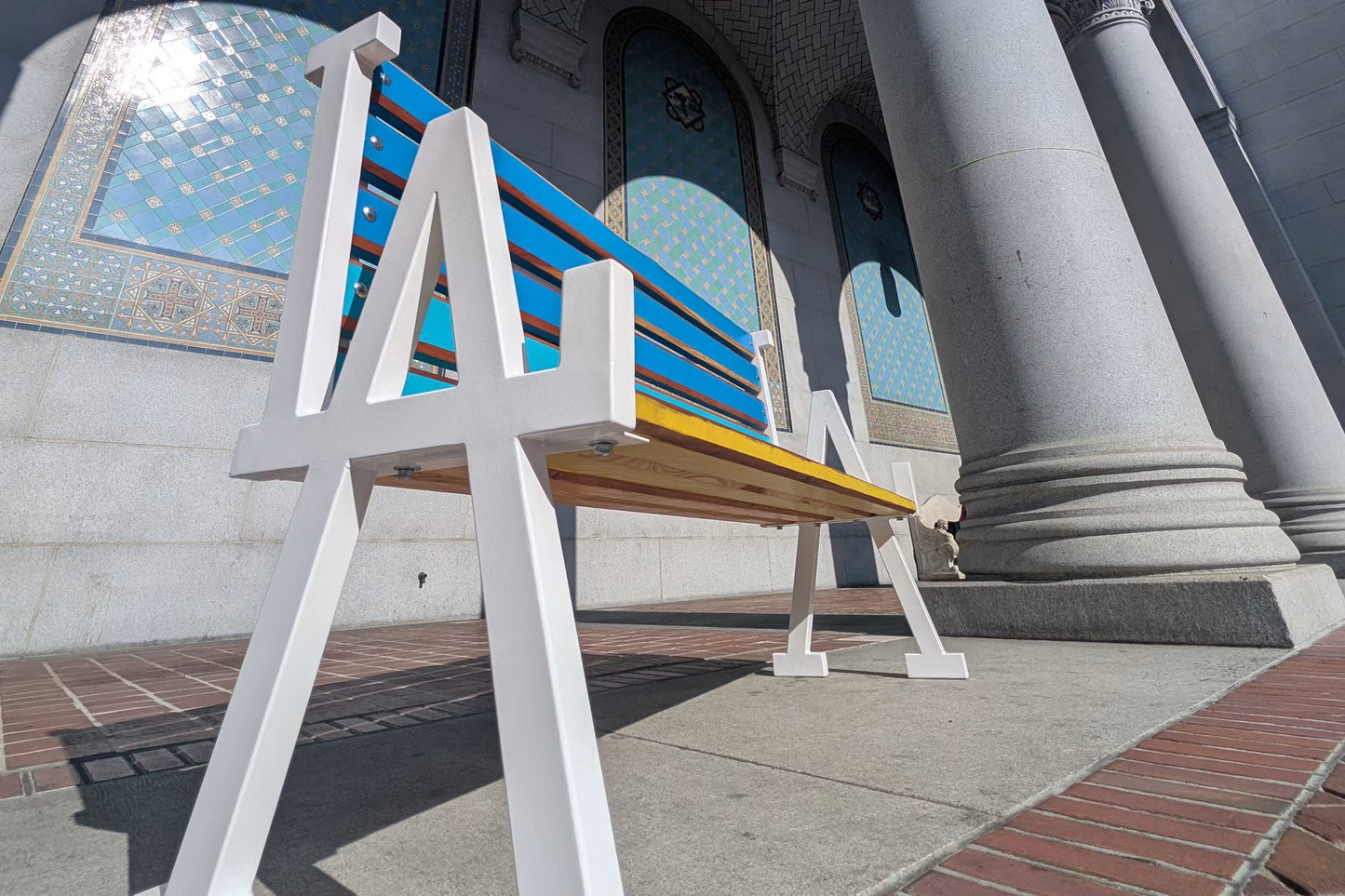 LA Bench